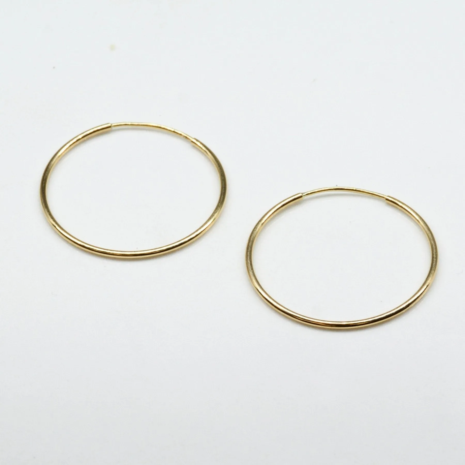 100 Ways Jewelry '100 Ways' 24mm Sleeper Hoops |