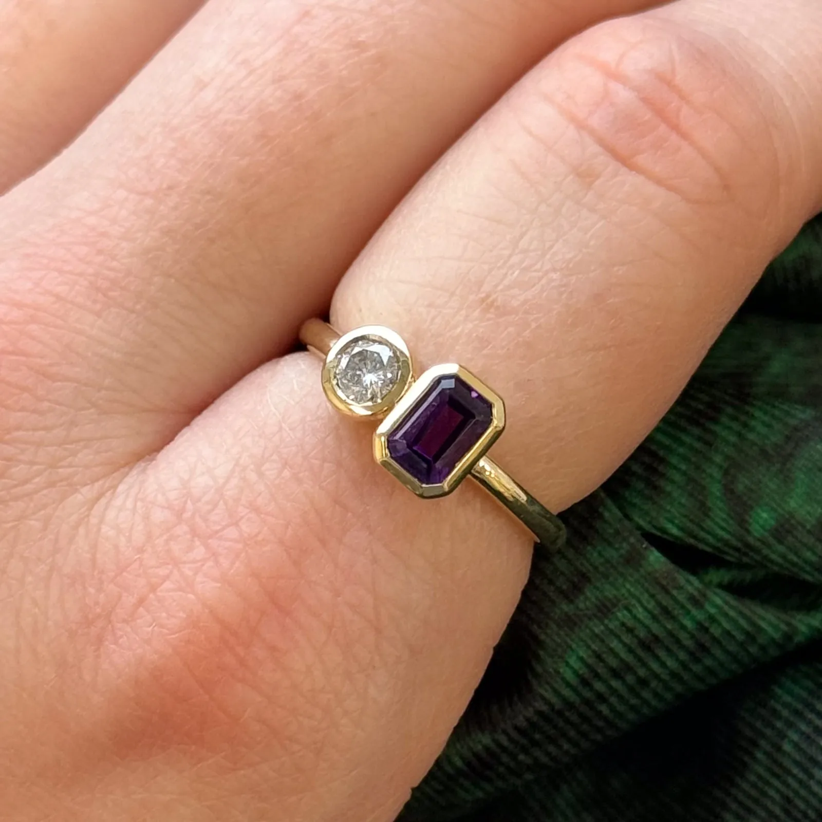 100 Ways Jewelry '100 Ways' Amethyst & Diamond Ring | 0.55ct, 0.21ct | SZ 7 |