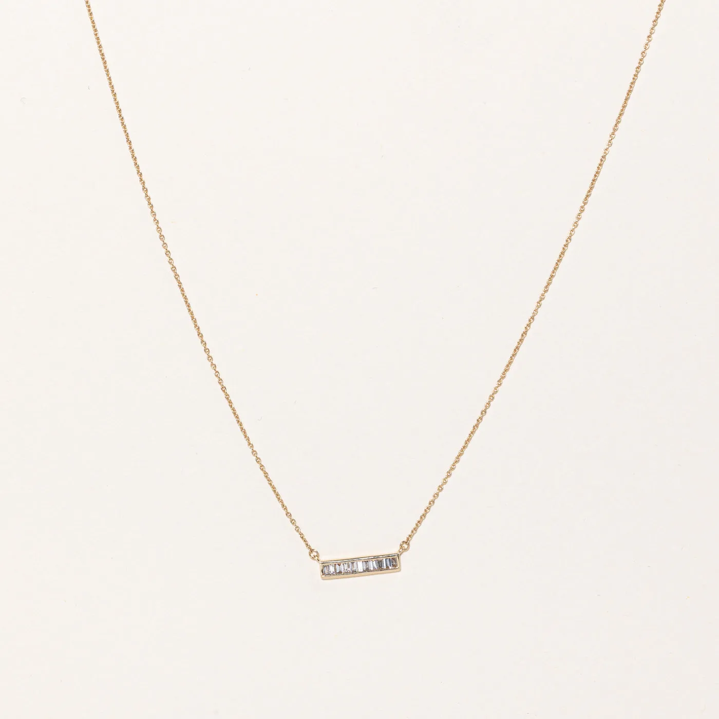 100 Ways Jewelry 100 Ways' Baguette Cut Diamond Pendant Necklace | 0.25ctw | 18" |
