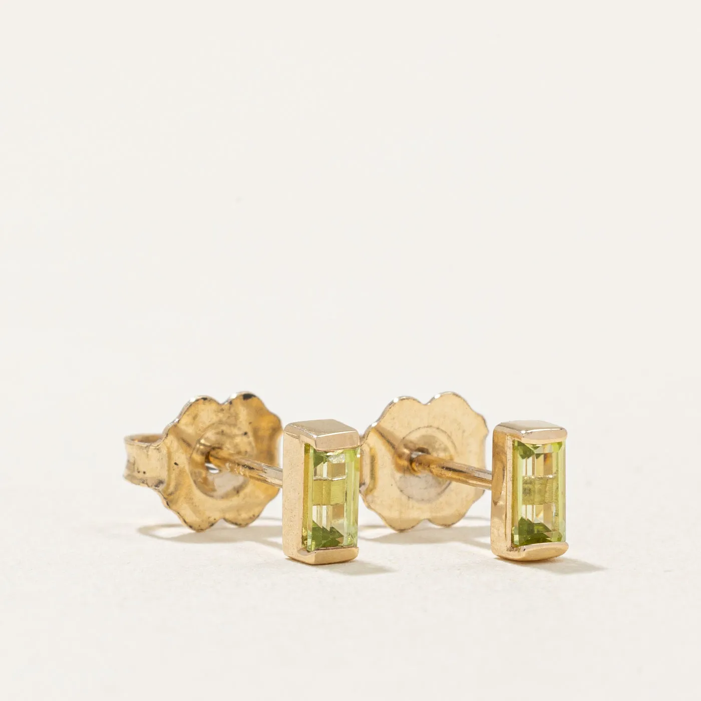 100 Ways Jewelry 100 Ways' Baguette Peridot Earrings | 0.26ctw |