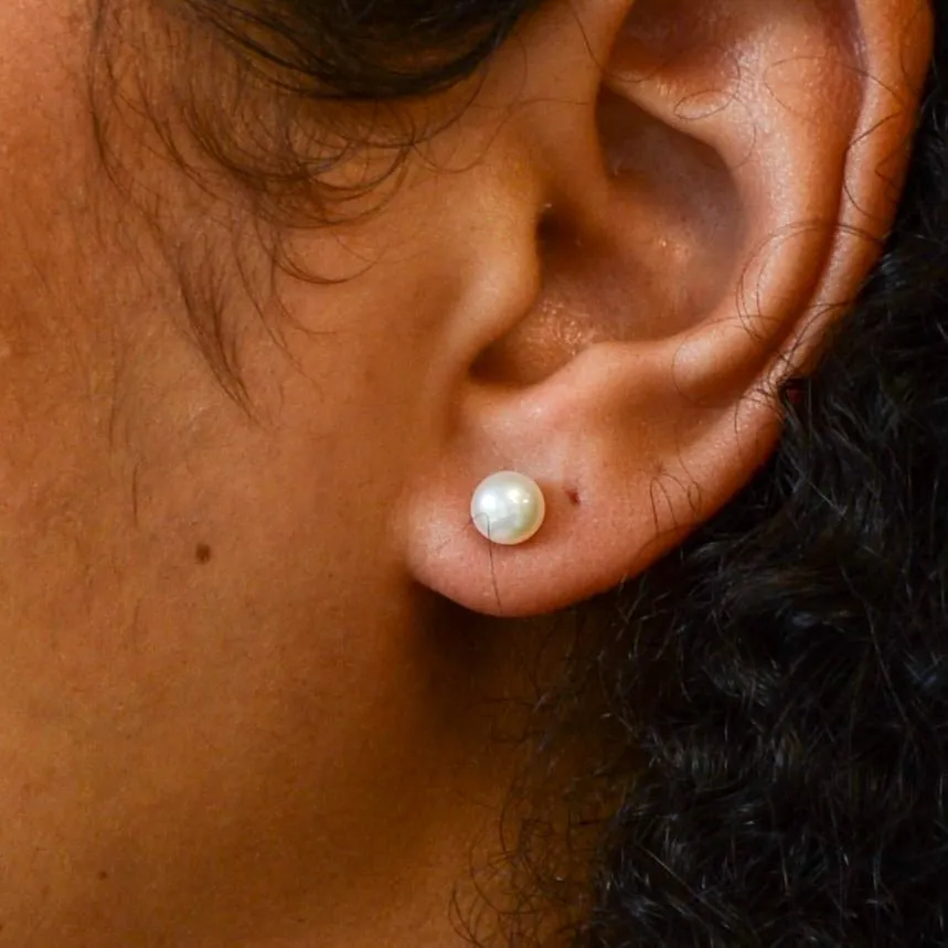 100 Ways Jewelry '100 Ways' Classic Pearl Stud Earrings |