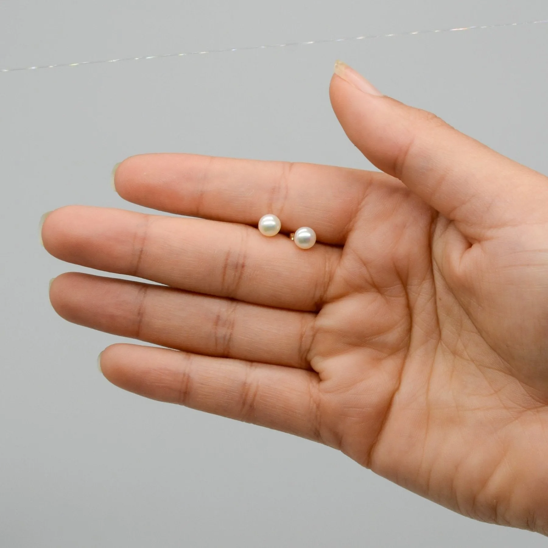 100 Ways Jewelry '100 Ways' Classic Pearl Stud Earrings |
