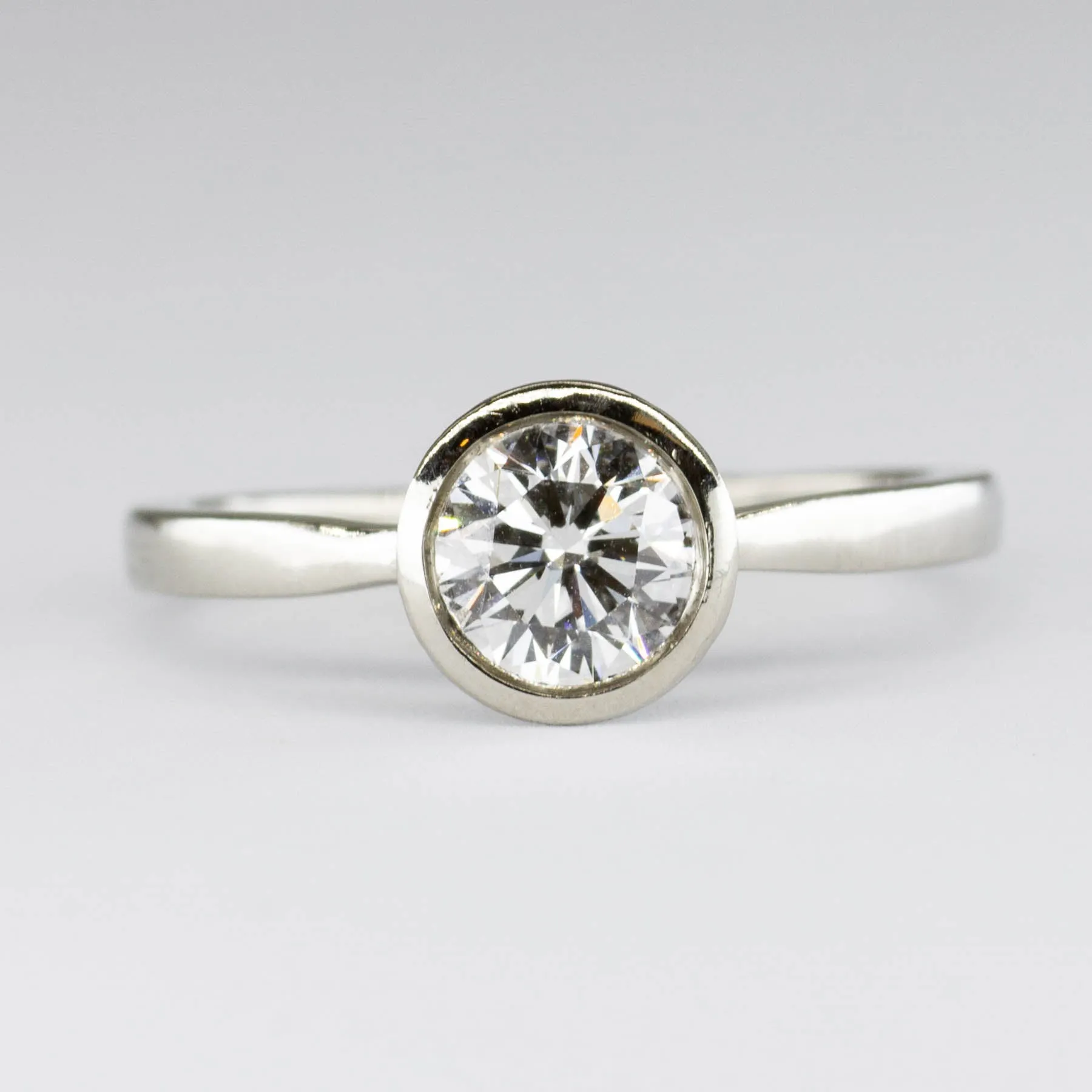 100 Ways Jewelry '100 Ways' Diamond Bezel 18k Gold Ring | 0.76ct VS2 H | SZ 6
