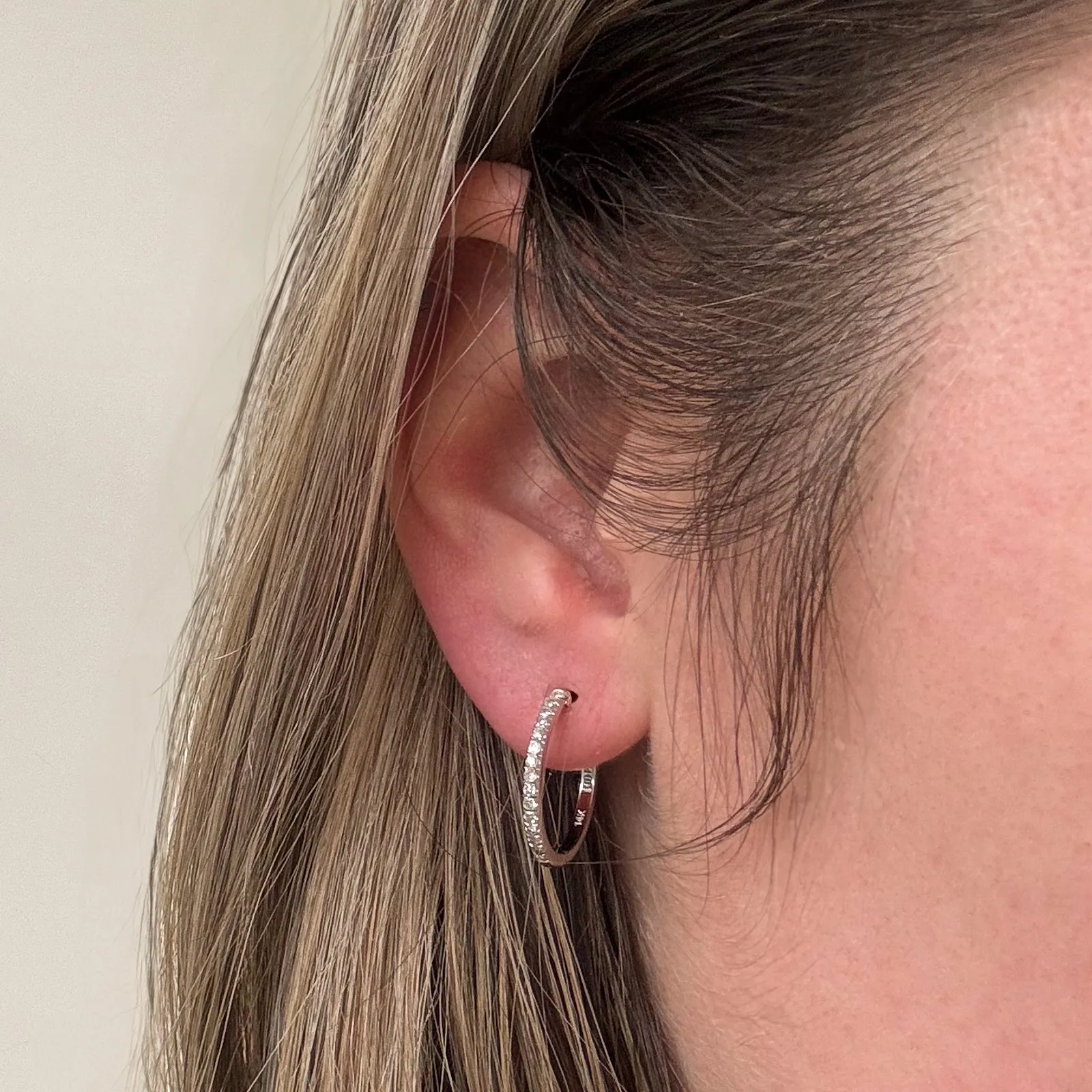 100 Ways Jewelry '100 Ways' Diamond Hoop Earrings 18mm | 0.25ctw |