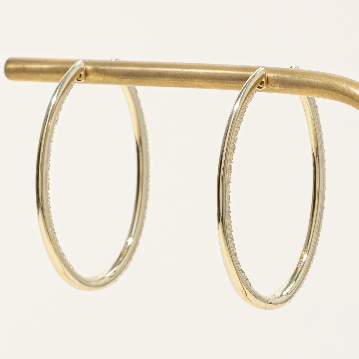 100 Ways Jewelry '100 Ways' Diamond Oval Hoop Earrings | 1.00ctw |