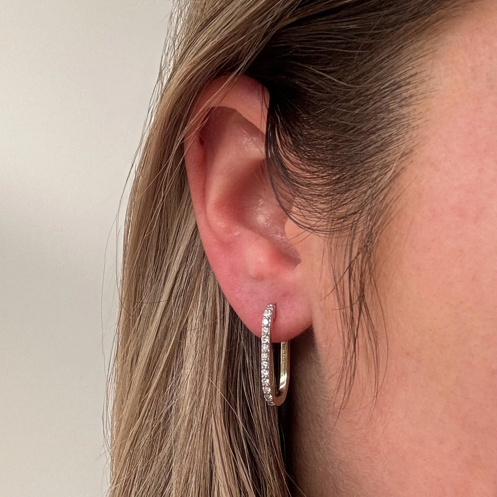 100 Ways Jewelry '100 Ways' Diamond Soft Rectangle Hoop Earrings | 0.50ctw |