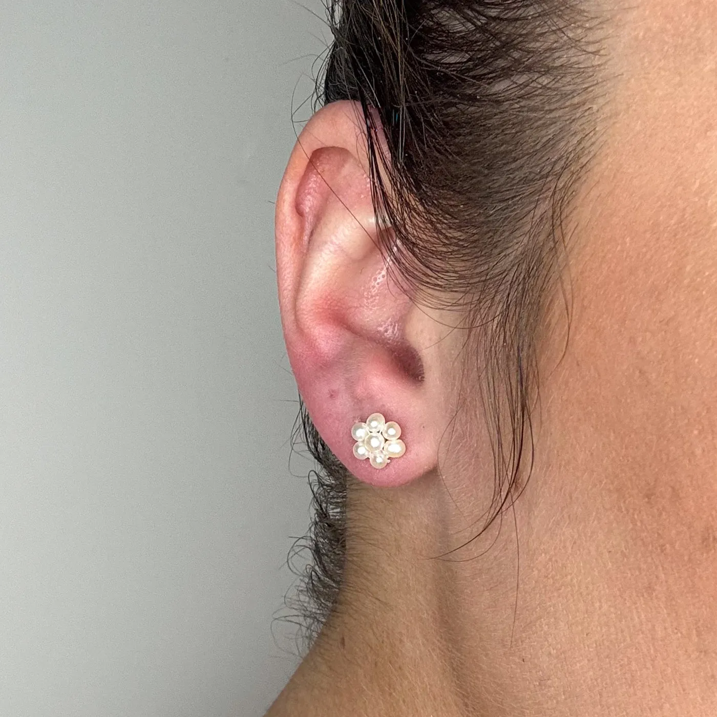 100 Ways Jewelry 100 Ways' Freshwater Pearl Earrings