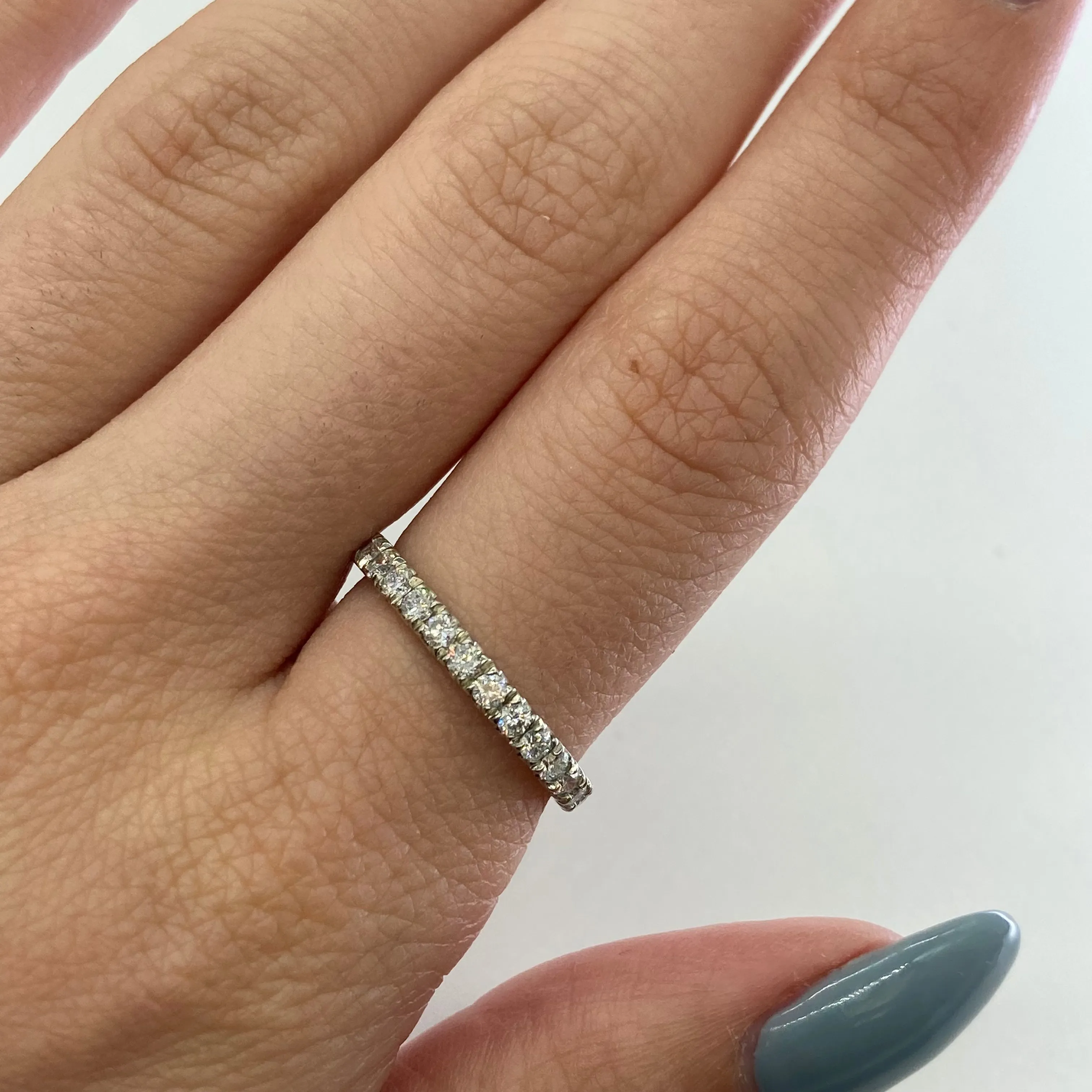 100 Ways Jewelry '100 Ways' Full Eternity Diamond Band in White Gold | 1 ctw SI D-F | SZ 7