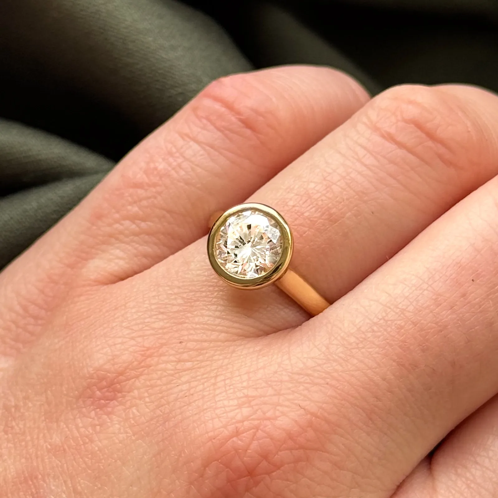 100 Ways Jewelry '100 Ways' GIA Certified Bezel Set Diamond Engagement Ring | 1.60ct VS2 H | SZ 5.75 |