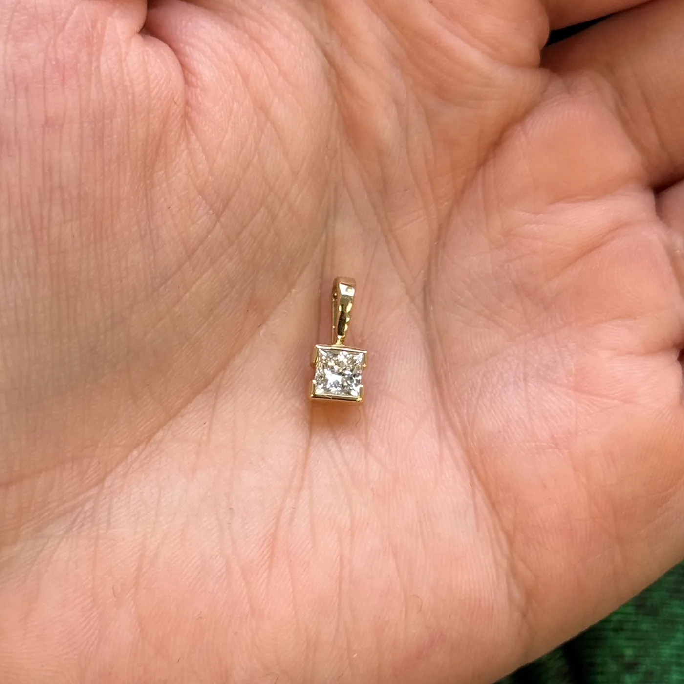100 Ways Jewelry 100 Ways' GIA Certified Semi Bezel Set Diamond Pendant | 0.50ct SI1 I |