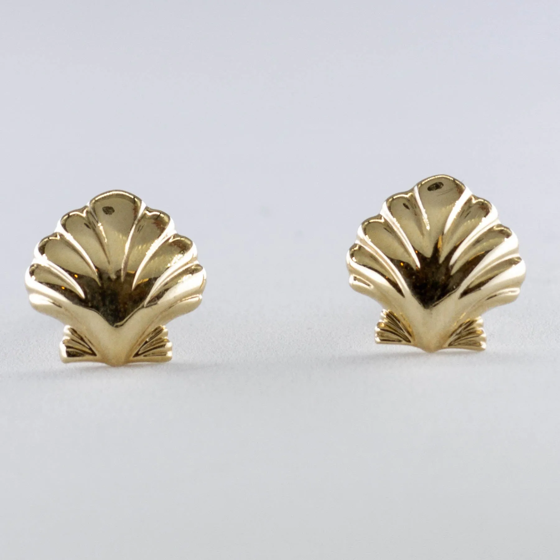100 Ways Jewelry '100 Ways' Seashell Stud Earrings |