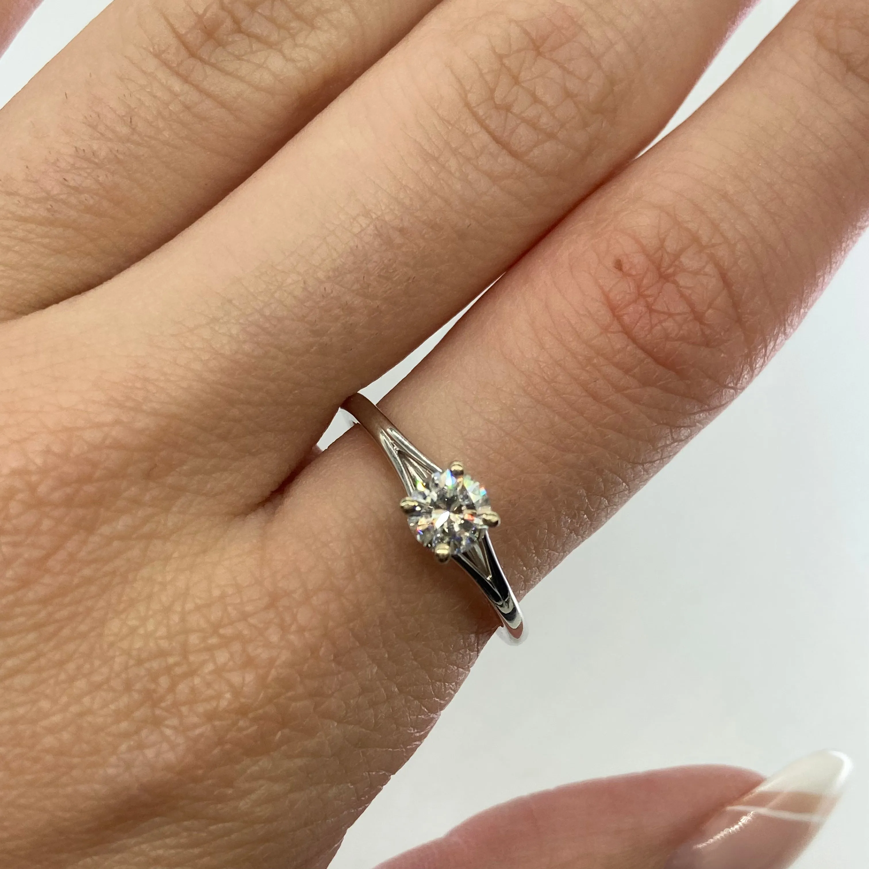 100 Ways Jewelry '100 Ways' Split Shank Solitaire Engagement Ring | 0.50ct | SZ 7 |