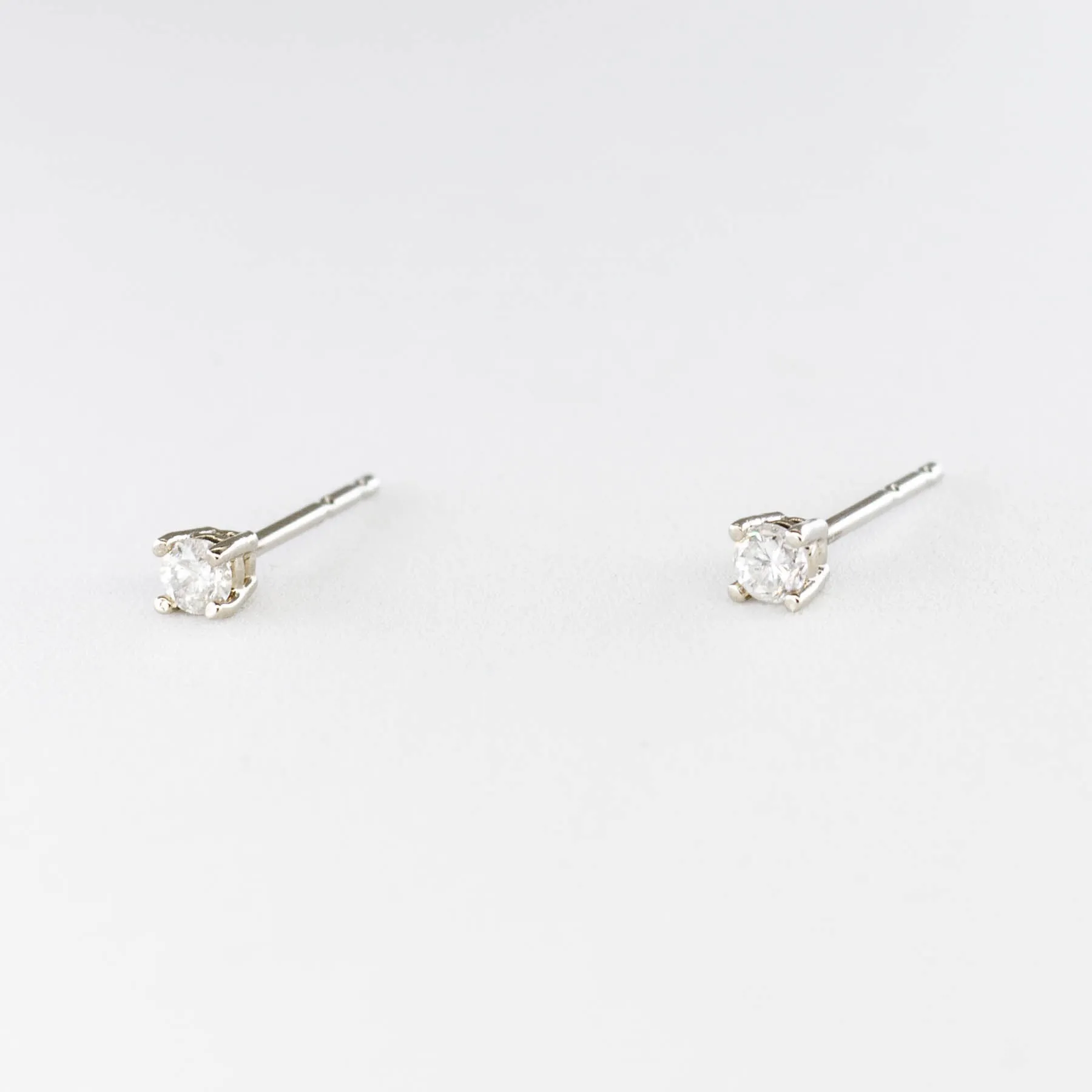 100 Ways Jewelry '100 Ways' White Gold Diamond Small Studs | 1/8 ctw |