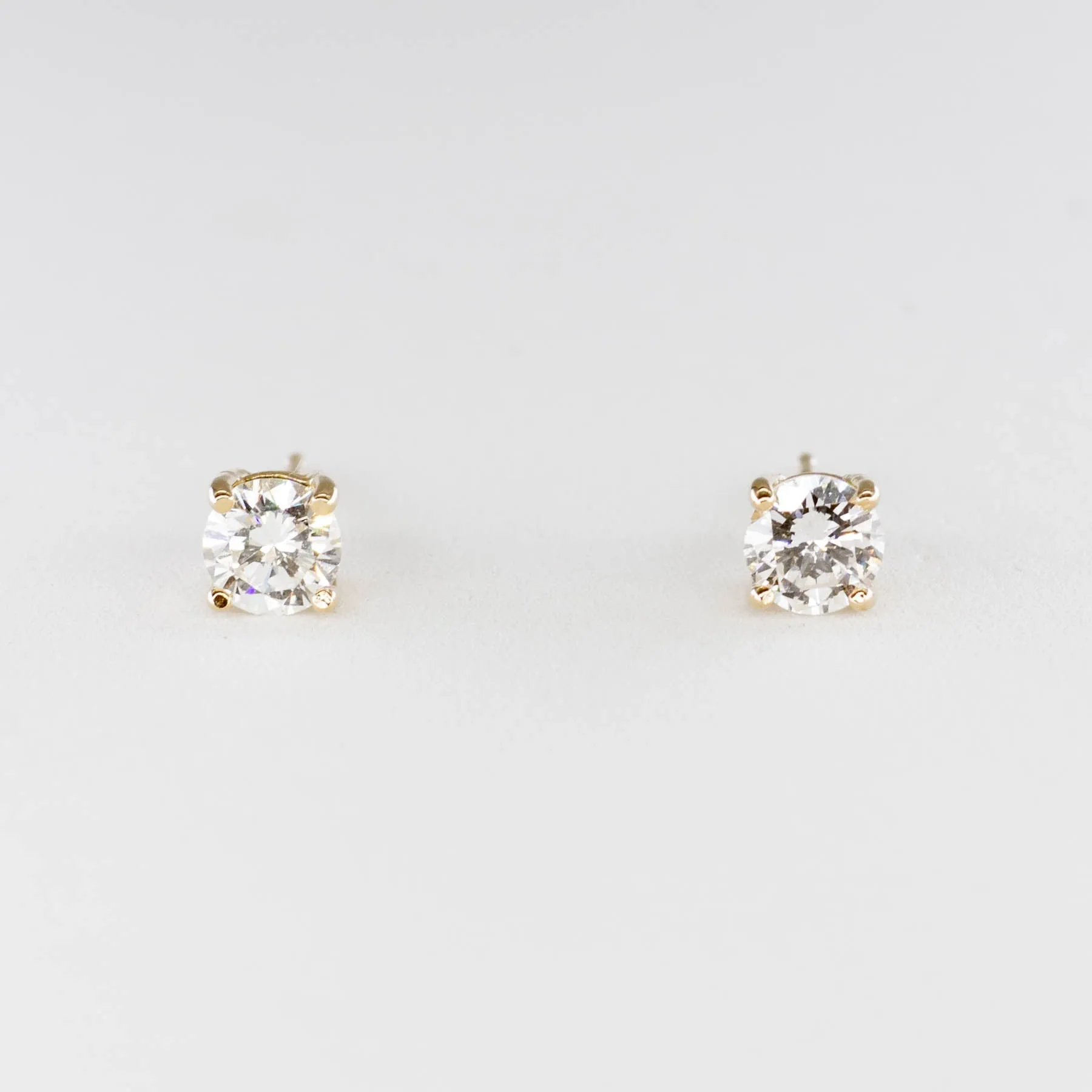 100 Ways Jewelry 100 Ways Yellow Gold Diamond Studs | 0.66 ctw VS G/H |