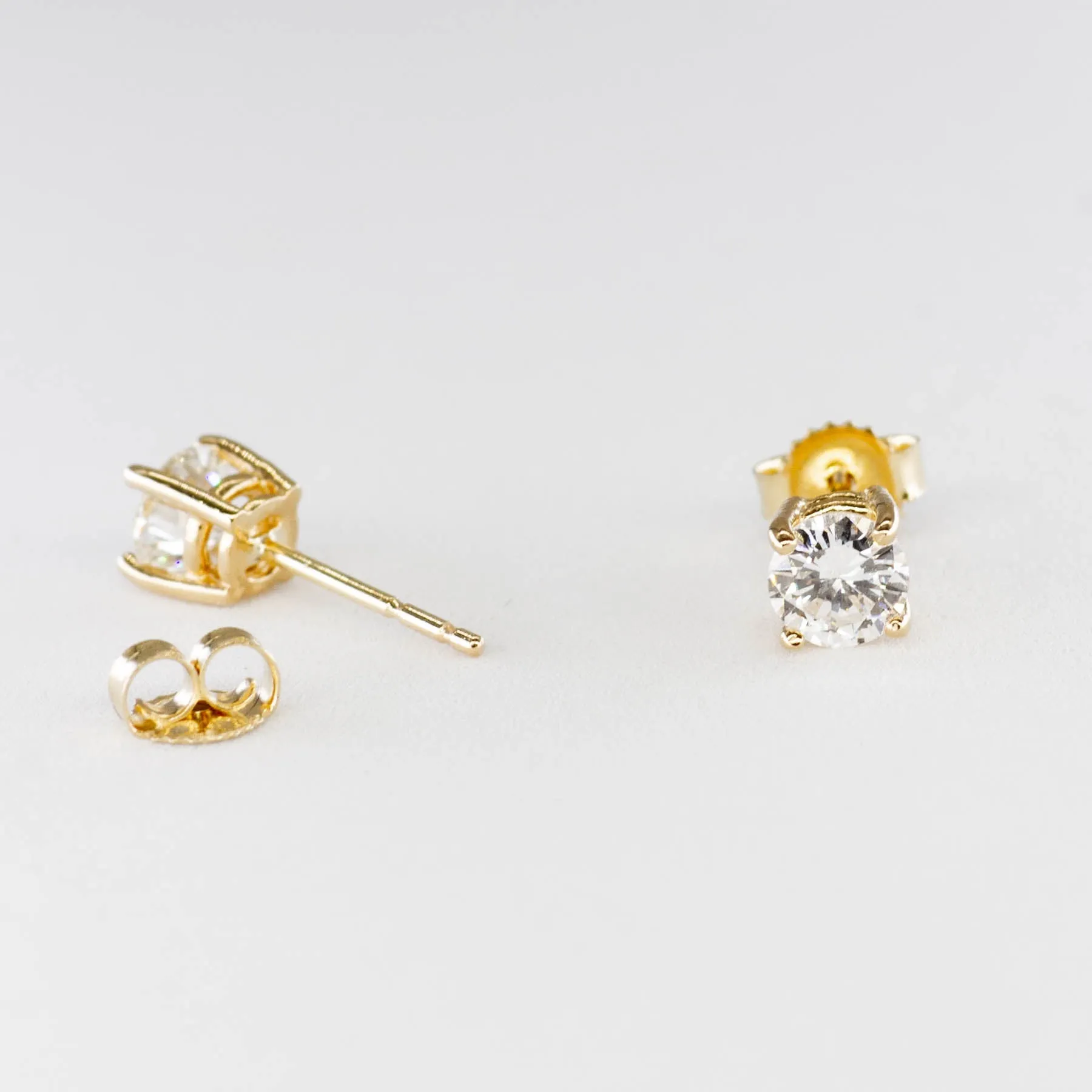 100 Ways Jewelry 100 Ways Yellow Gold Diamond Studs | 0.66 ctw VS G/H |