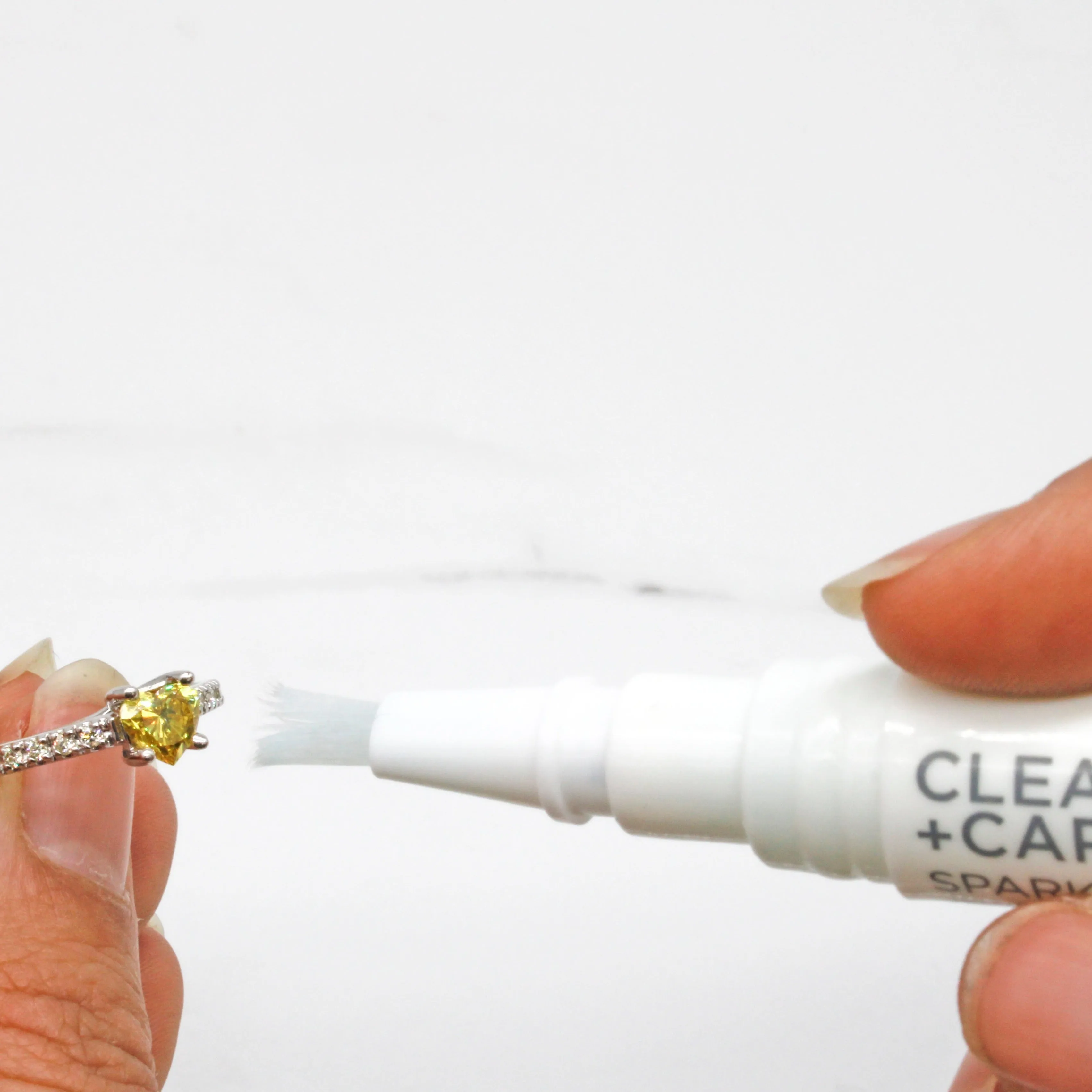 100 Ways Jewelry Sparkle Cleaning Pen |