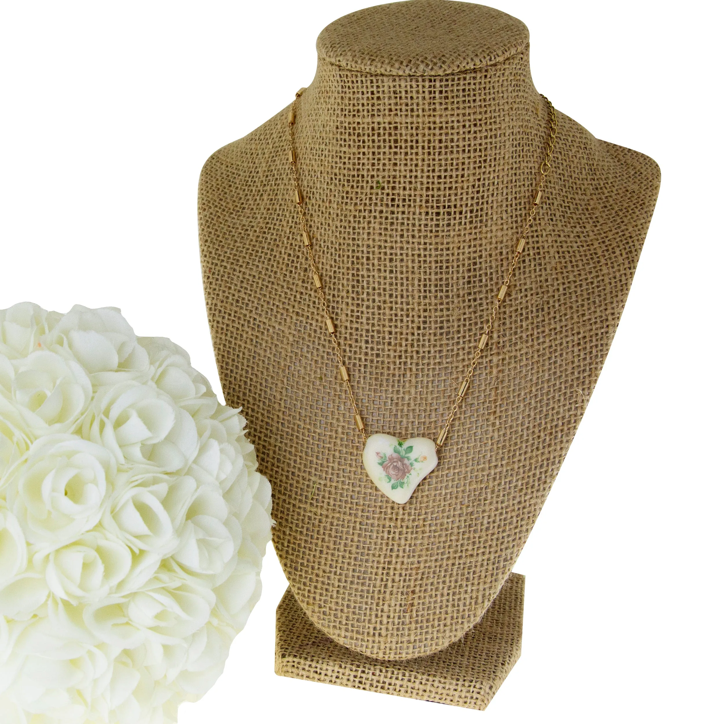 1928 Jewelry 85' Porcelain Heart & Rose Pendant Necklace 15"   3" Extension 1928 Jewelry