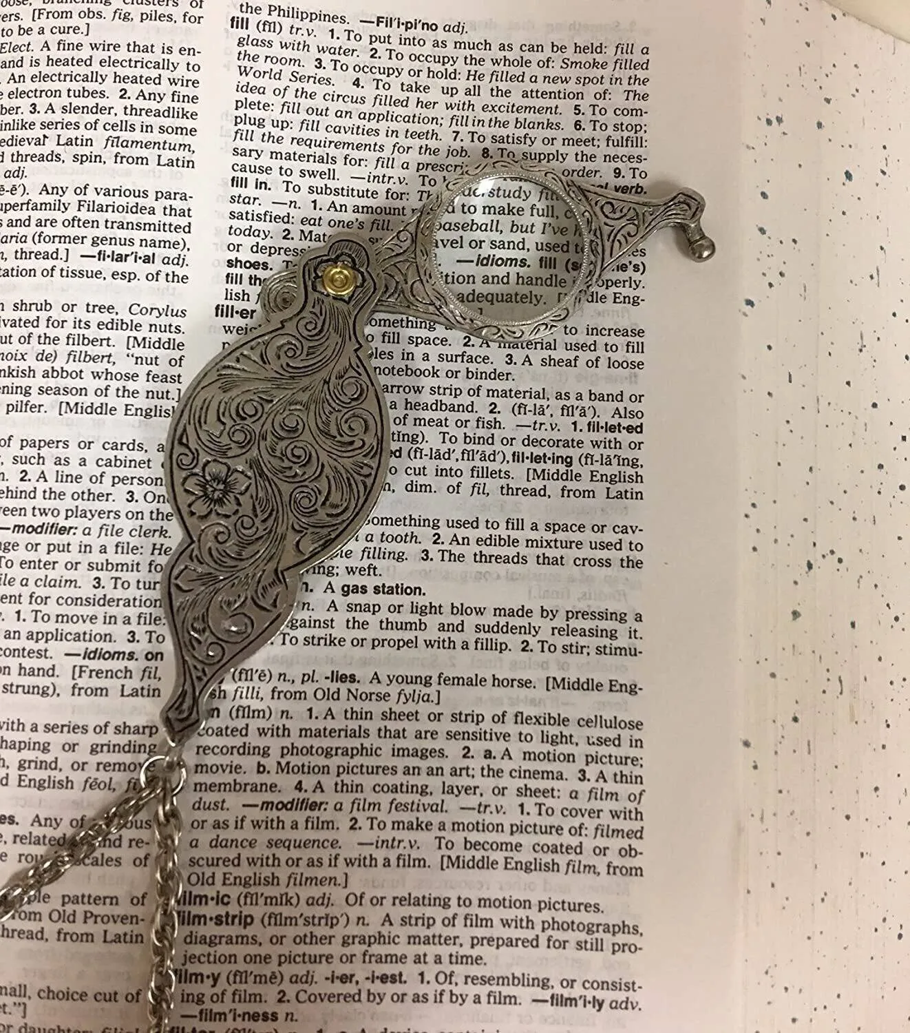 1928 Jewelry Antiqued Pewter Fold Out Magnifying Glass Necklace 30" - Magnification Power: 6-7X 1928 Jewelry