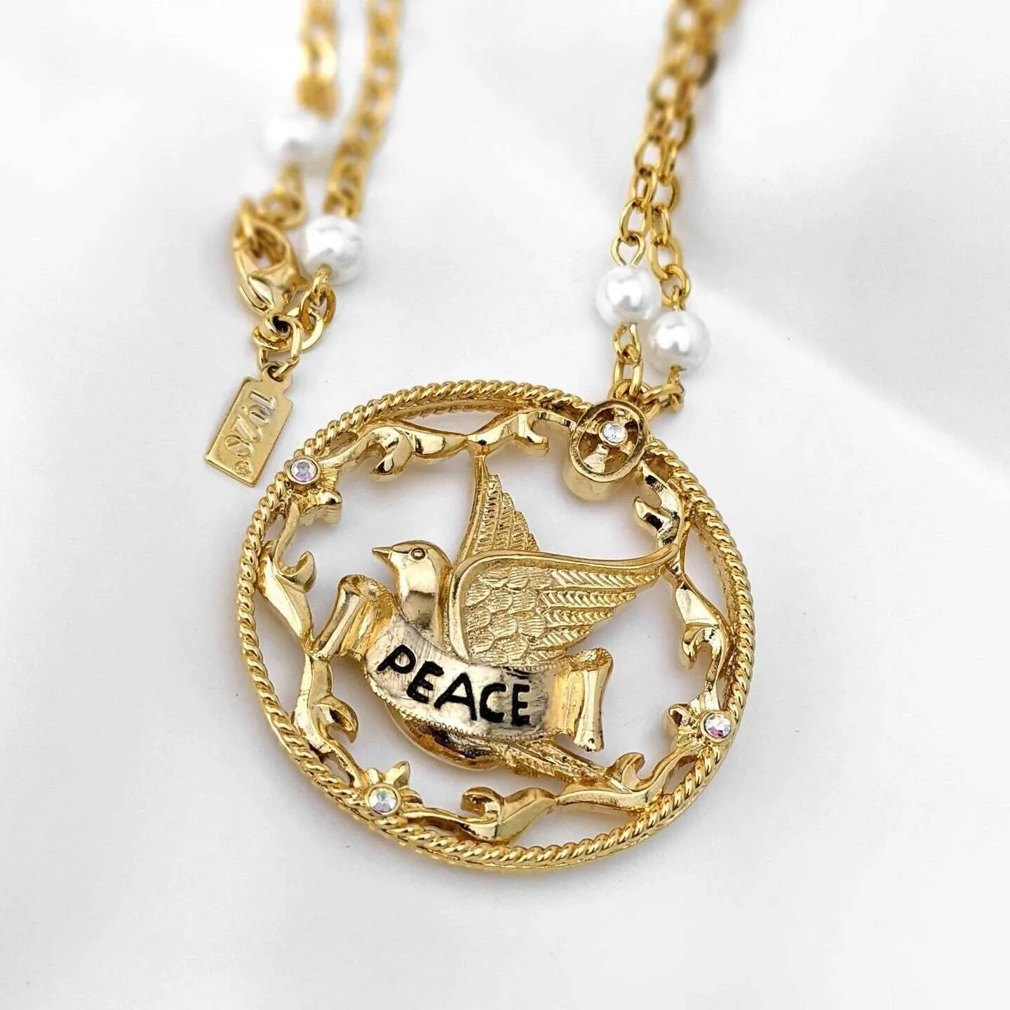 1928 Jewelry Dove Peace Medallion Pendant Necklace 30" 1928 Jewelry