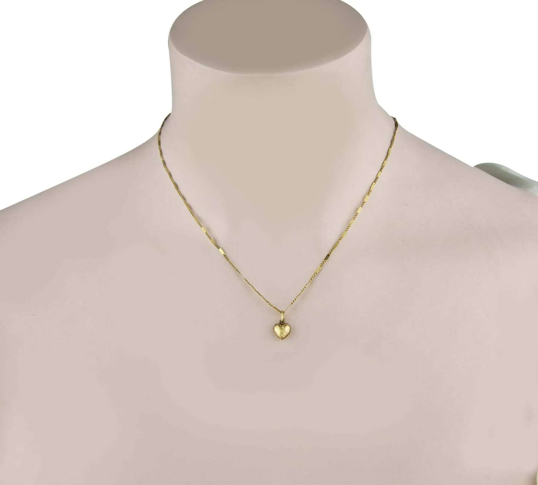 1928 Jewelry Small Puffed Floral Heart Pendant Necklace 15" 1928 Jewelry