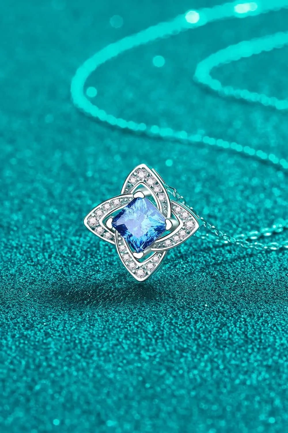 925 Sterling Silver Jewelry 1 Carat Moissanite Floral Pendant Necklace