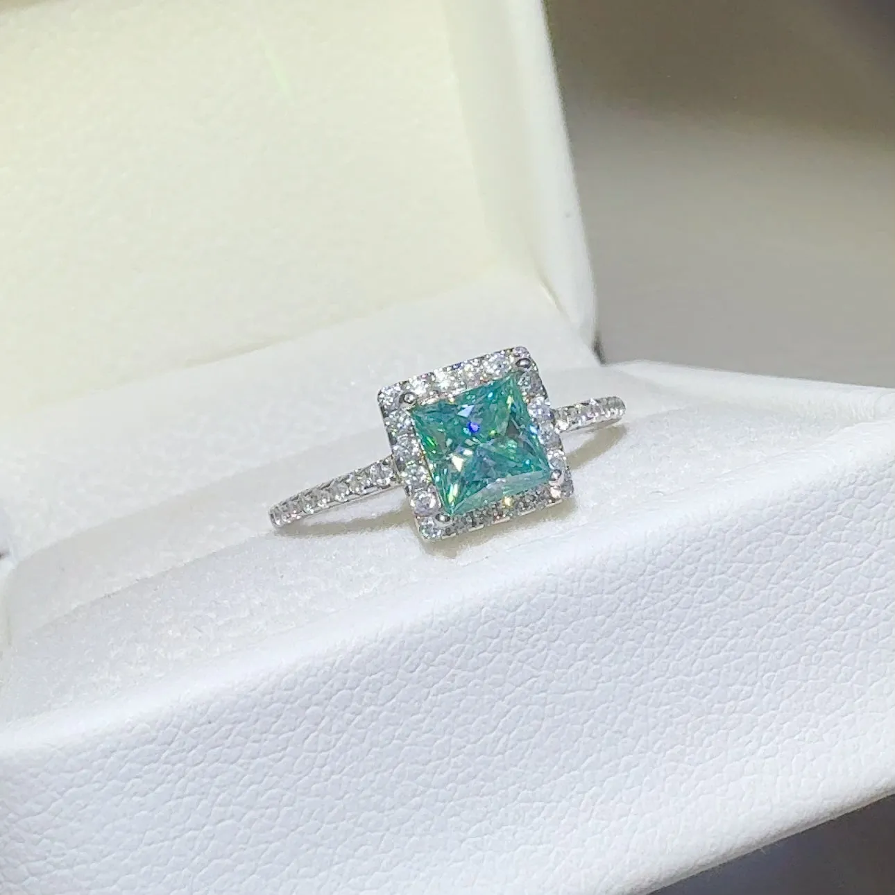 925 Sterling Silver Jewelry 2 Carat 925 Sterling Silver Moissanite Square Shape Ring