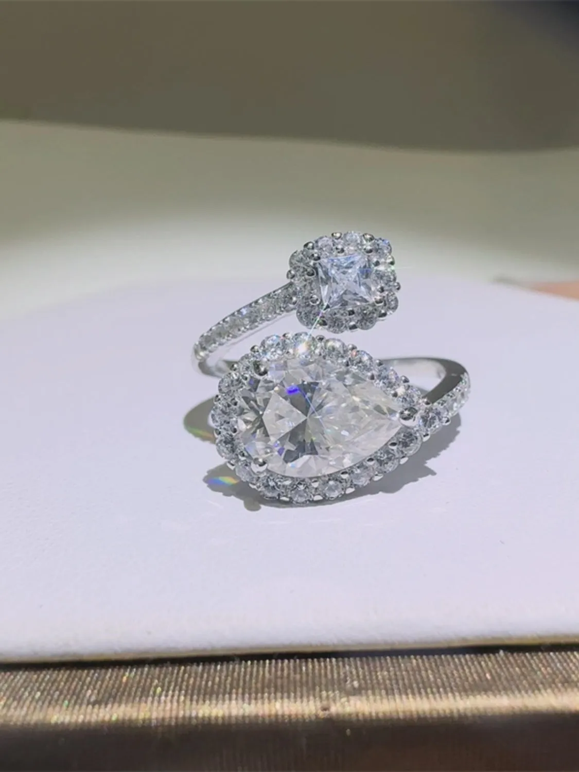 925 Sterling Silver Jewelry 2 Carat Moissanite 925 Sterling Silver Bypass Ring