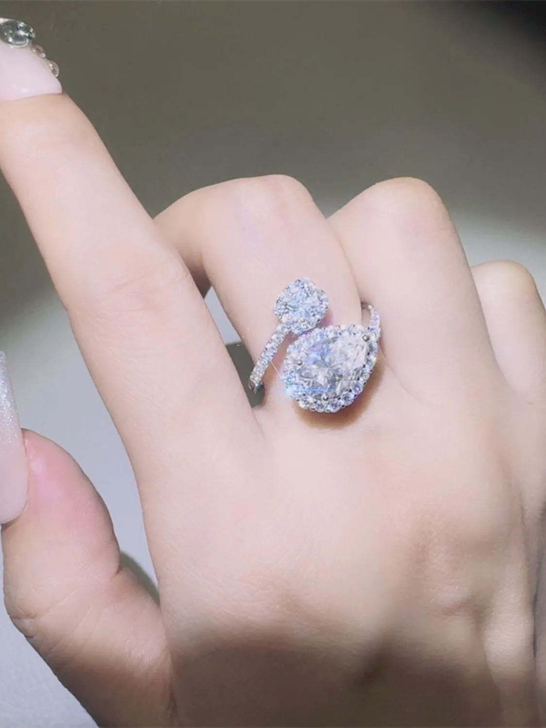 925 Sterling Silver Jewelry 2 Carat Moissanite 925 Sterling Silver Bypass Ring
