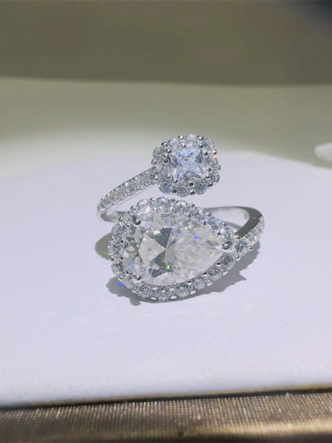 925 Sterling Silver Jewelry 2 Carat Moissanite 925 Sterling Silver Bypass Ring