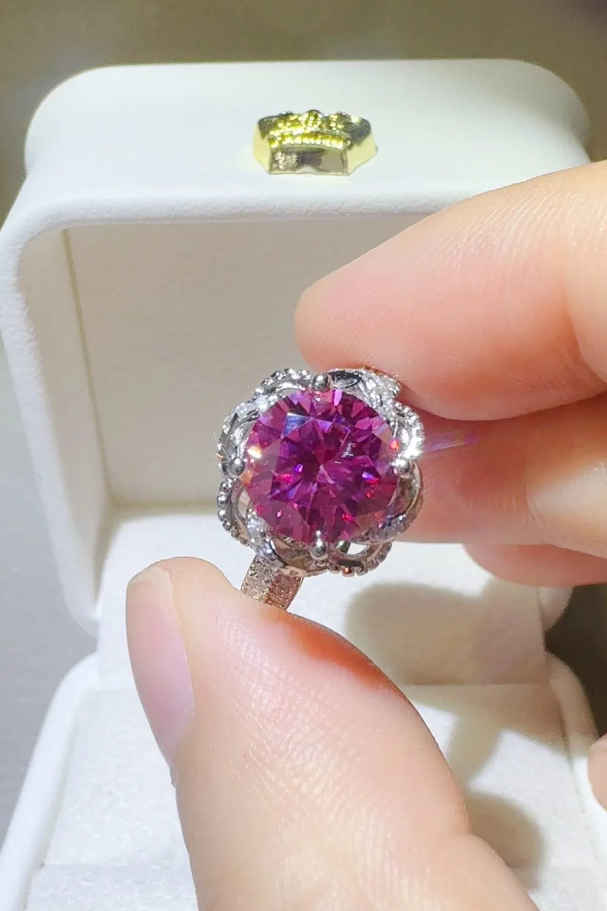 925 Sterling Silver Jewelry 2 Carat Moissanite 925 Sterling Silver Flower Shaper Ring
