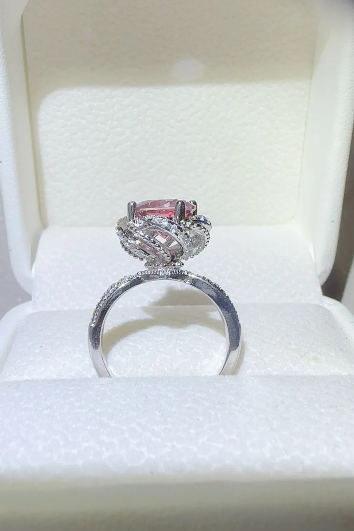 925 Sterling Silver Jewelry 2 Carat Moissanite 925 Sterling Silver Flower Shaper Ring