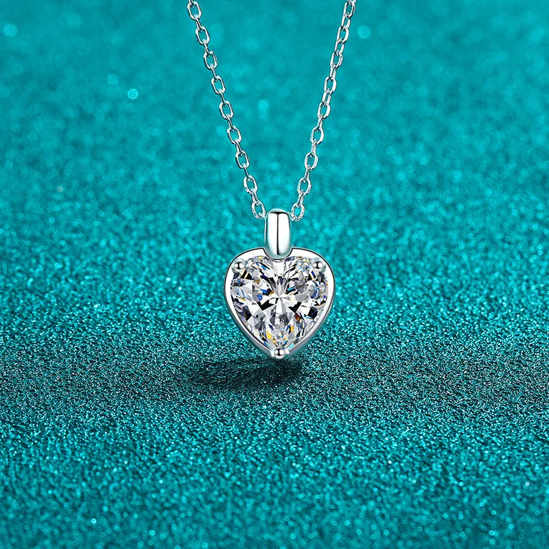 925 Sterling Silver Jewelry 2 Carat Moissanite 925 Sterling Silver Heart Shape Necklace