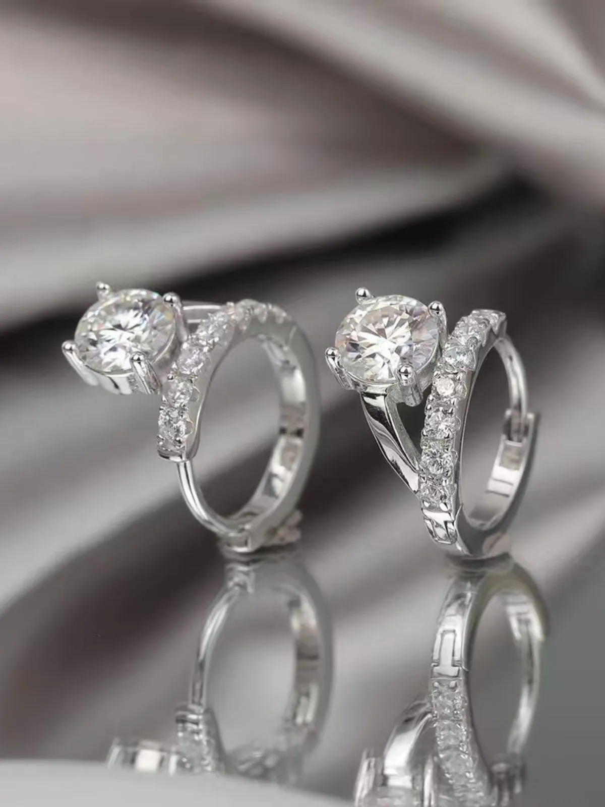 925 Sterling Silver Jewelry 2 Carat Moissanite 925 Sterling Silver Huggie Earrings