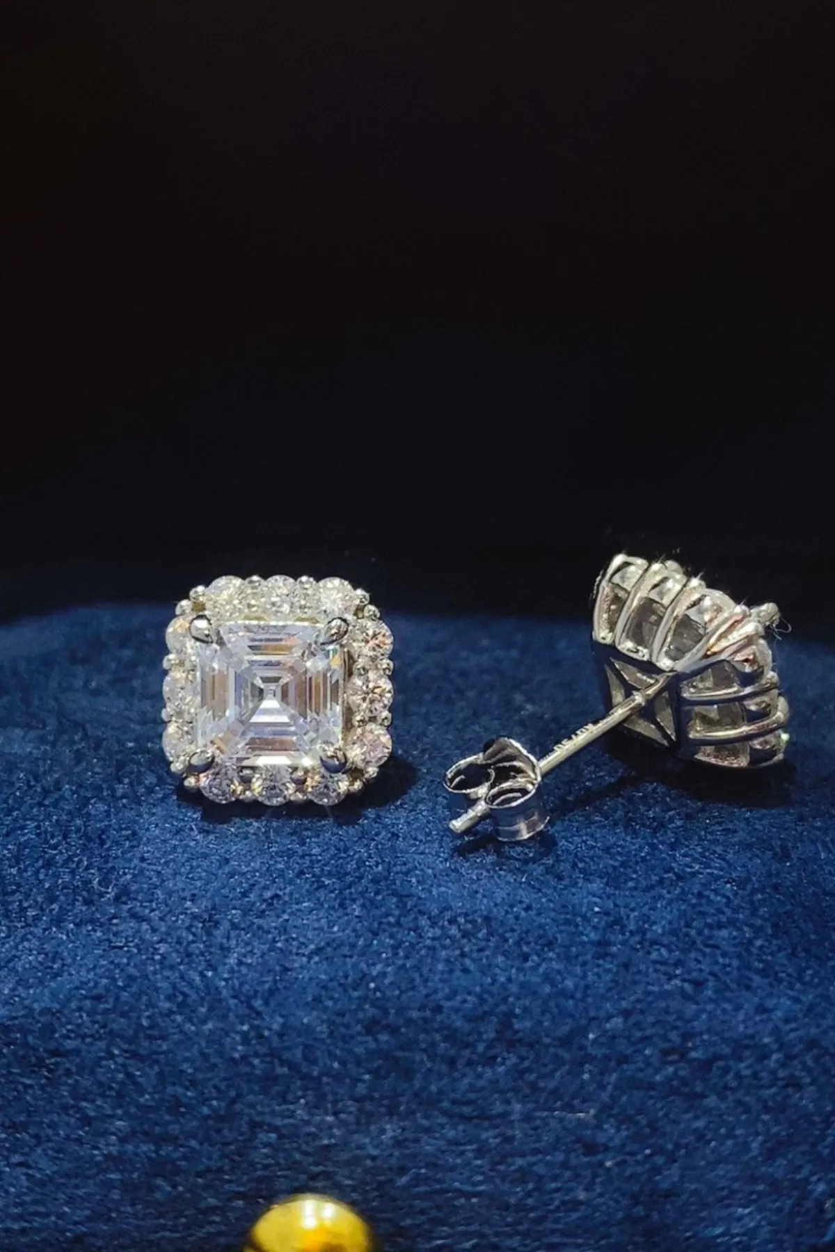 925 Sterling Silver Jewelry 2 Carat Moissanite 925 Sterling Silver Stud Earrings