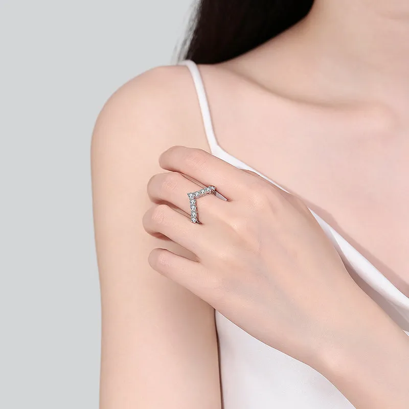 925 Sterling Silver Jewelry 925 Sterling Silver Moissanite V Shape Ring