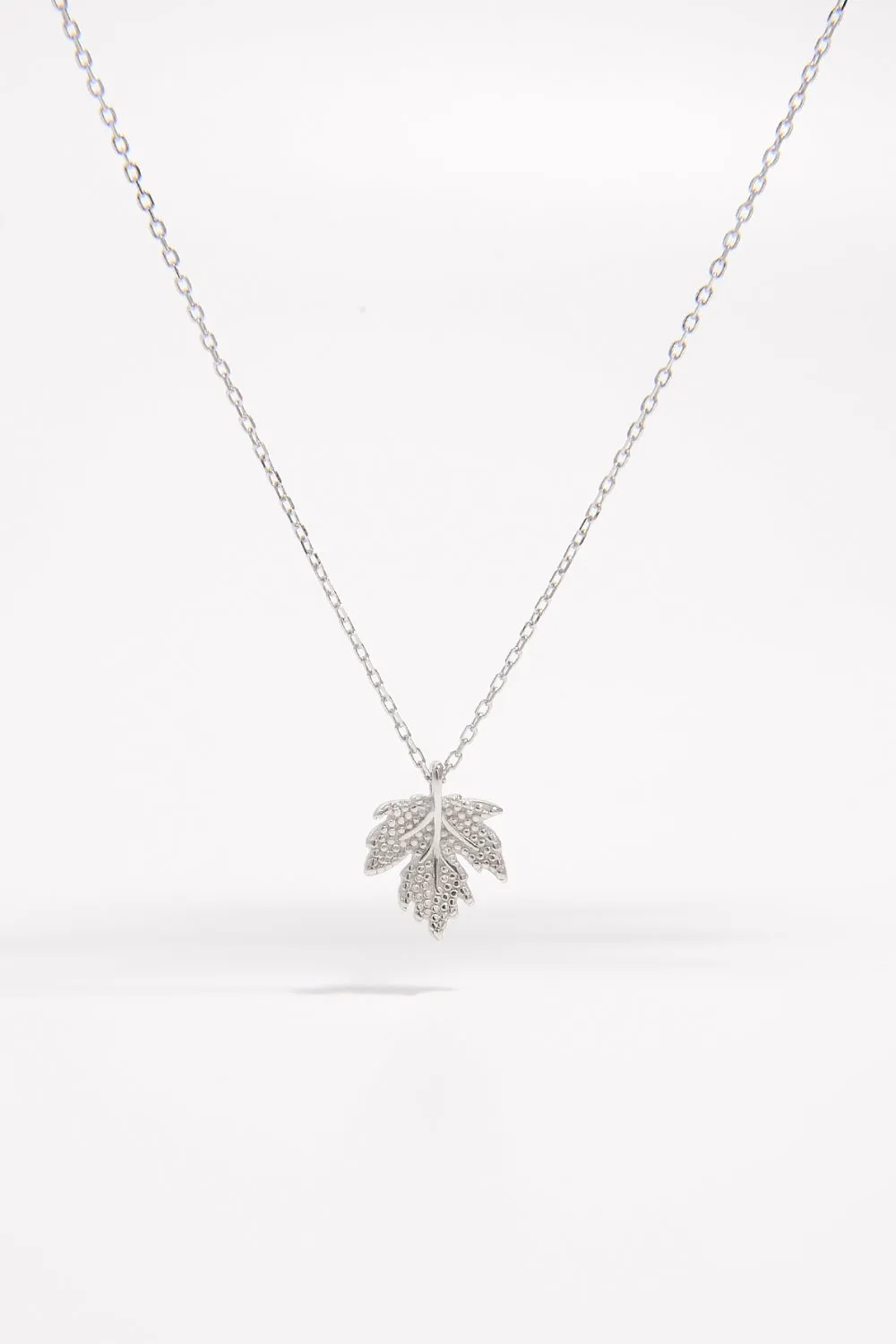 925 Sterling Silver Jewelry 925 Sterling Silver Zircon Maple Leaf Necklace