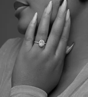 925 Sterling Silver Jewelry Classic Halo Oval Cut CZ Engagement Ring in 925 Sterling Silver
