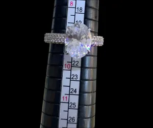 925 Sterling Silver Jewelry Crystal Oval CZ Engagement Ring in 925 Sterling Silver
