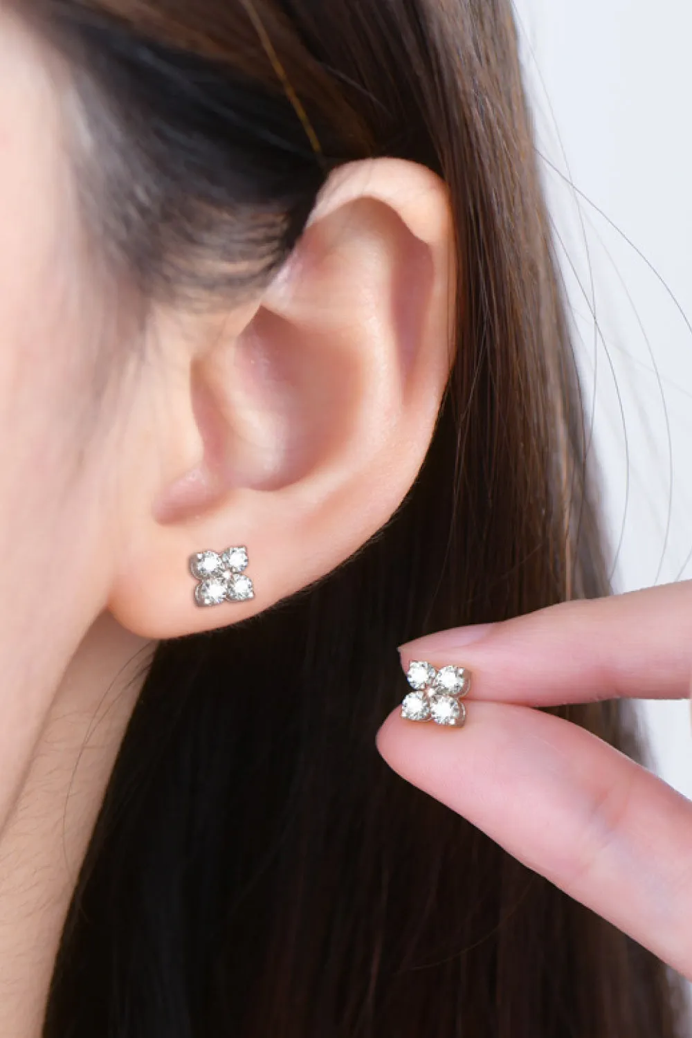 925 Sterling Silver Jewelry Moissanite 925 Sterling Silver Four-Leaf Clover Shape Earrings