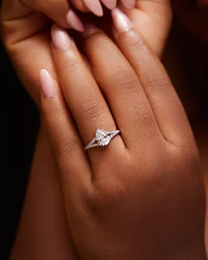 925 Sterling Silver Jewelry Split Shank Pear Cut CZ Engagement Ring in 925 Sterling Silver