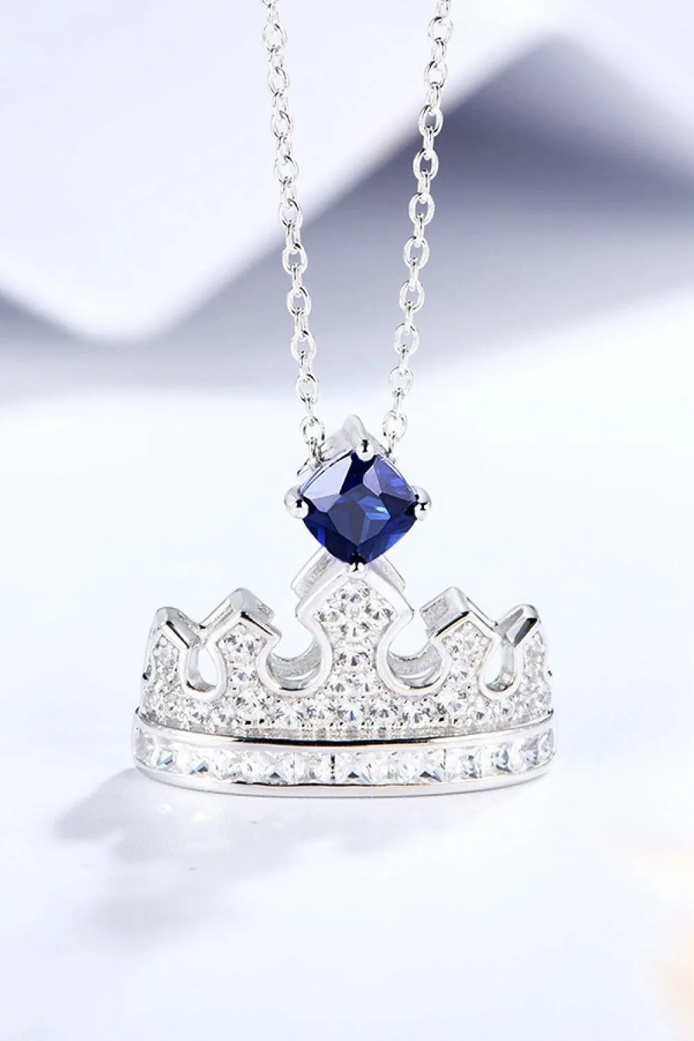 925 Sterling Silver Jewelry Zircon Lab-Grown Sapphire Crown Shape Pendant Necklace