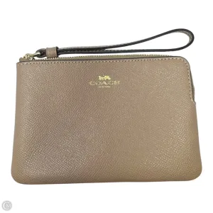 Coach Bags Corner Zip Wristlet Designer By Coach, Size: Small