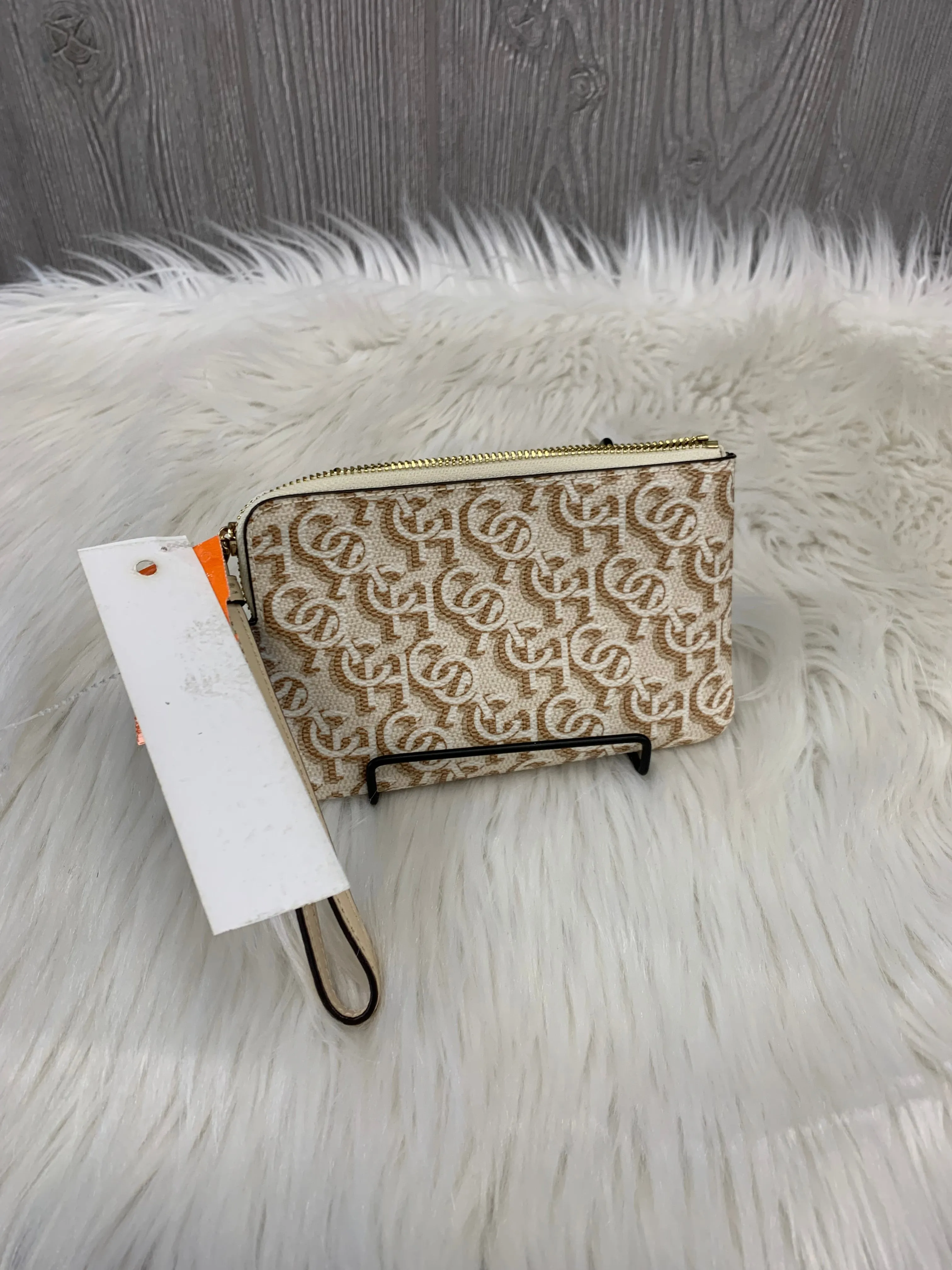 Coach Bags Wristlet Designer By Coach  Size: Medium