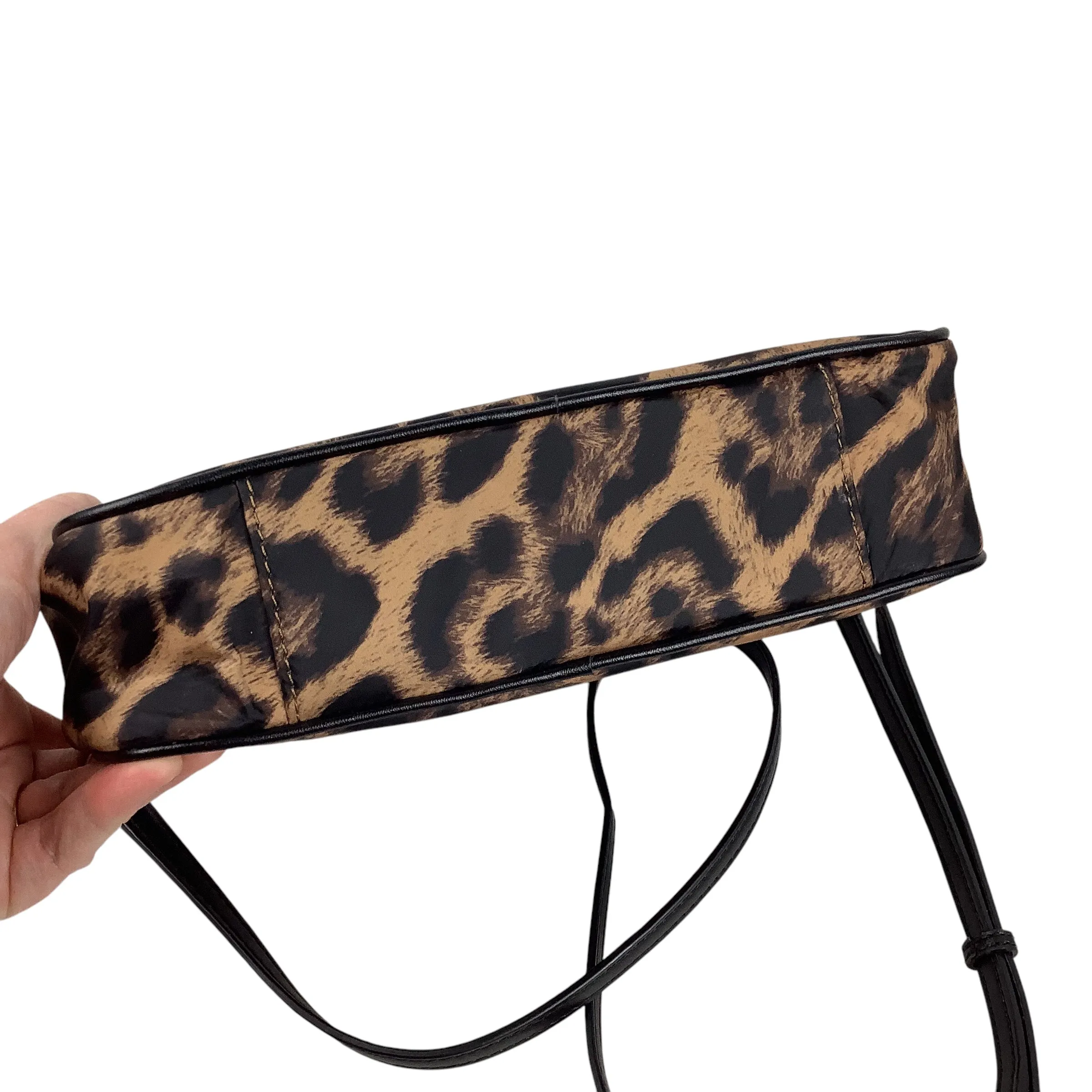 Michael Kors Bags Crossbody Designer By Michael Kors, Size: Medium