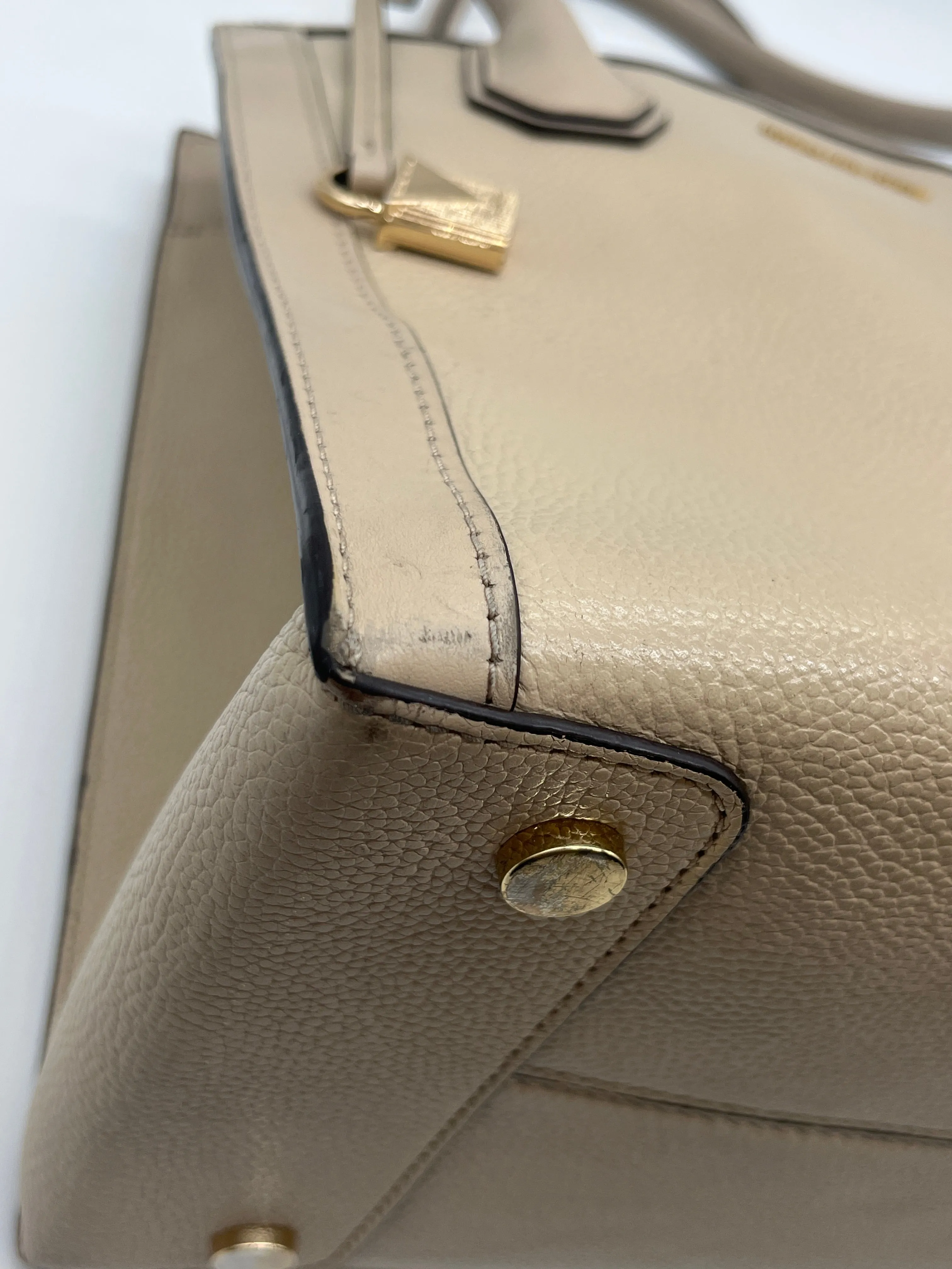 Michael Kors Bags Handbag Designer By Michael Kors, Size: Medium