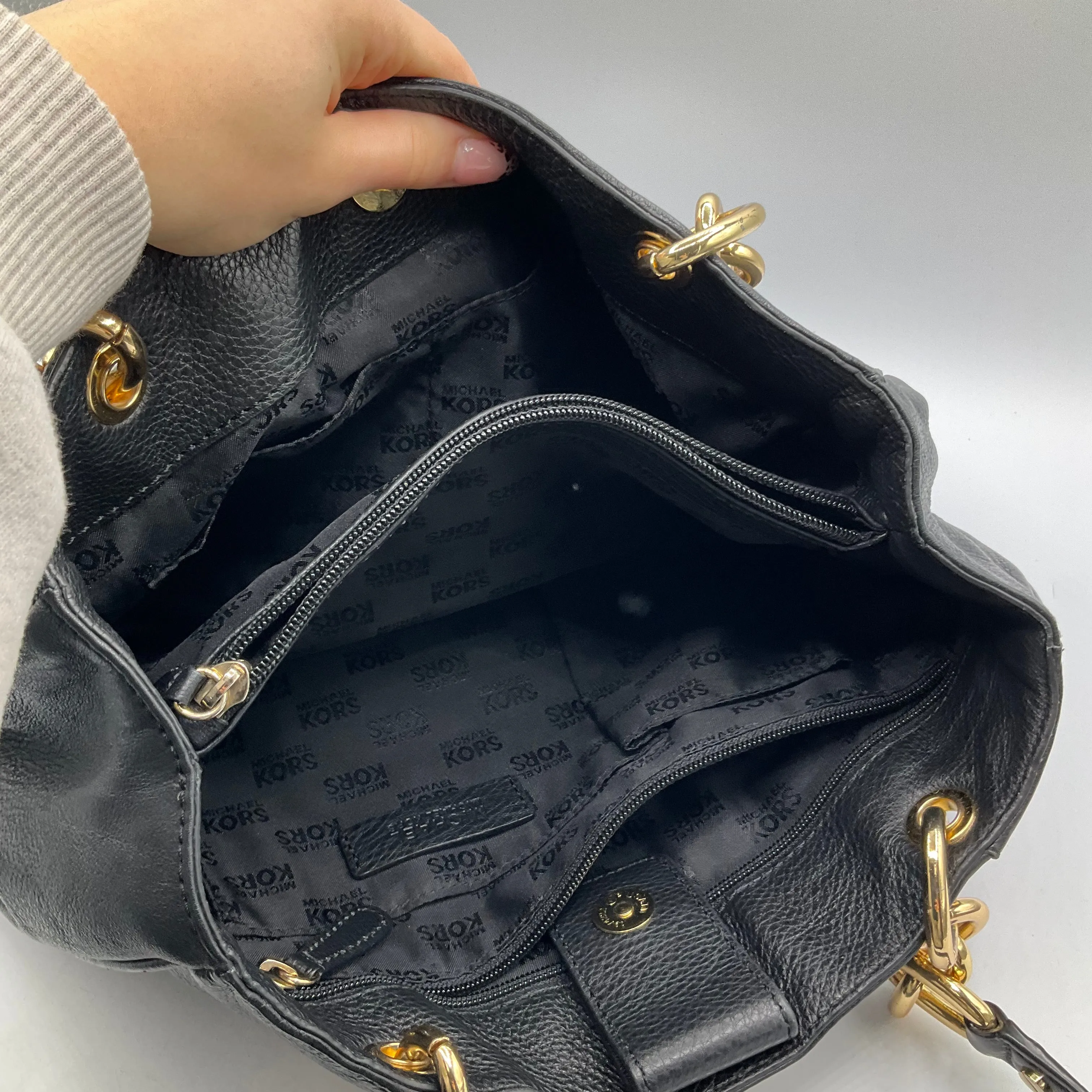 Michael Kors Bags Handbag Designer By Michael Kors, Size: Medium