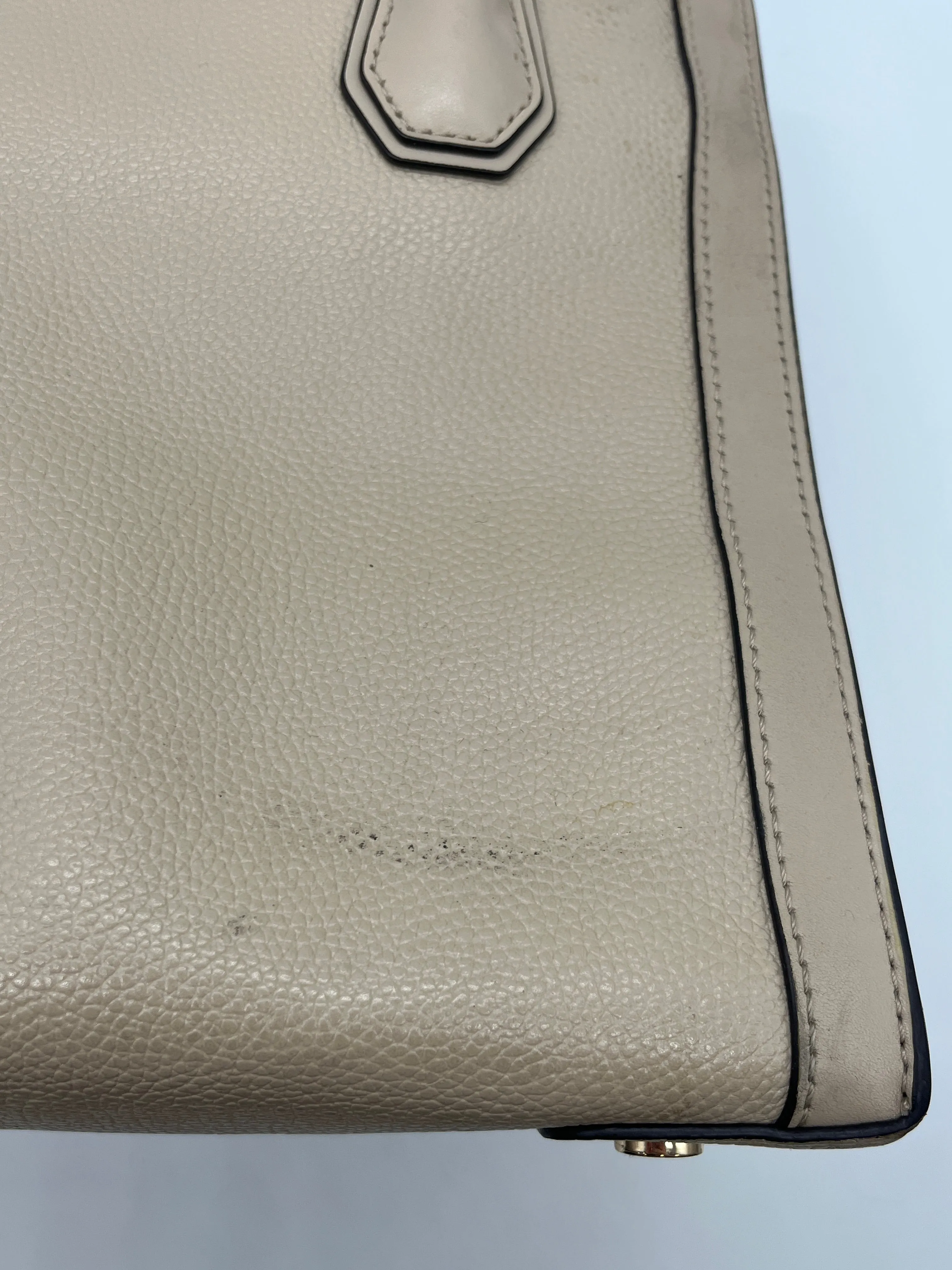 Michael Kors Bags Handbag Designer By Michael Kors, Size: Medium
