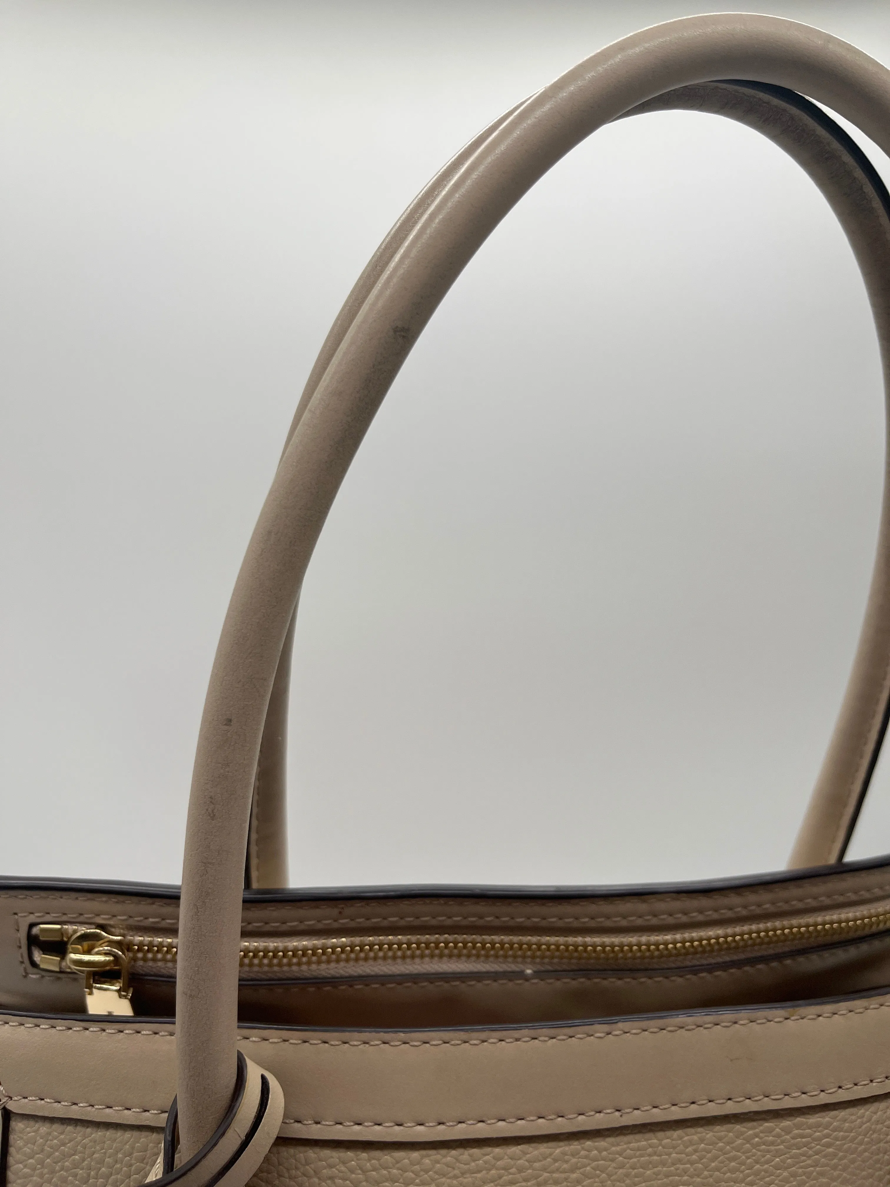 Michael Kors Bags Handbag Designer By Michael Kors, Size: Medium
