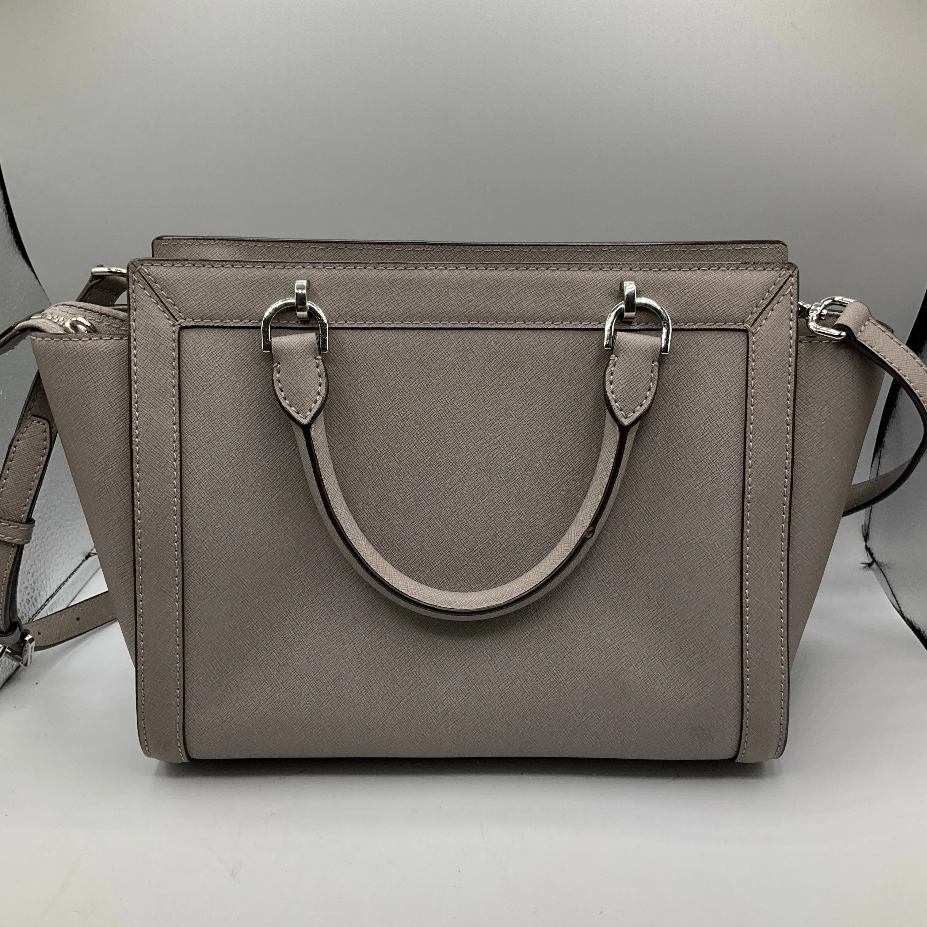 Michael Kors Bags Handbag Designer Michael Kors, Size Medium