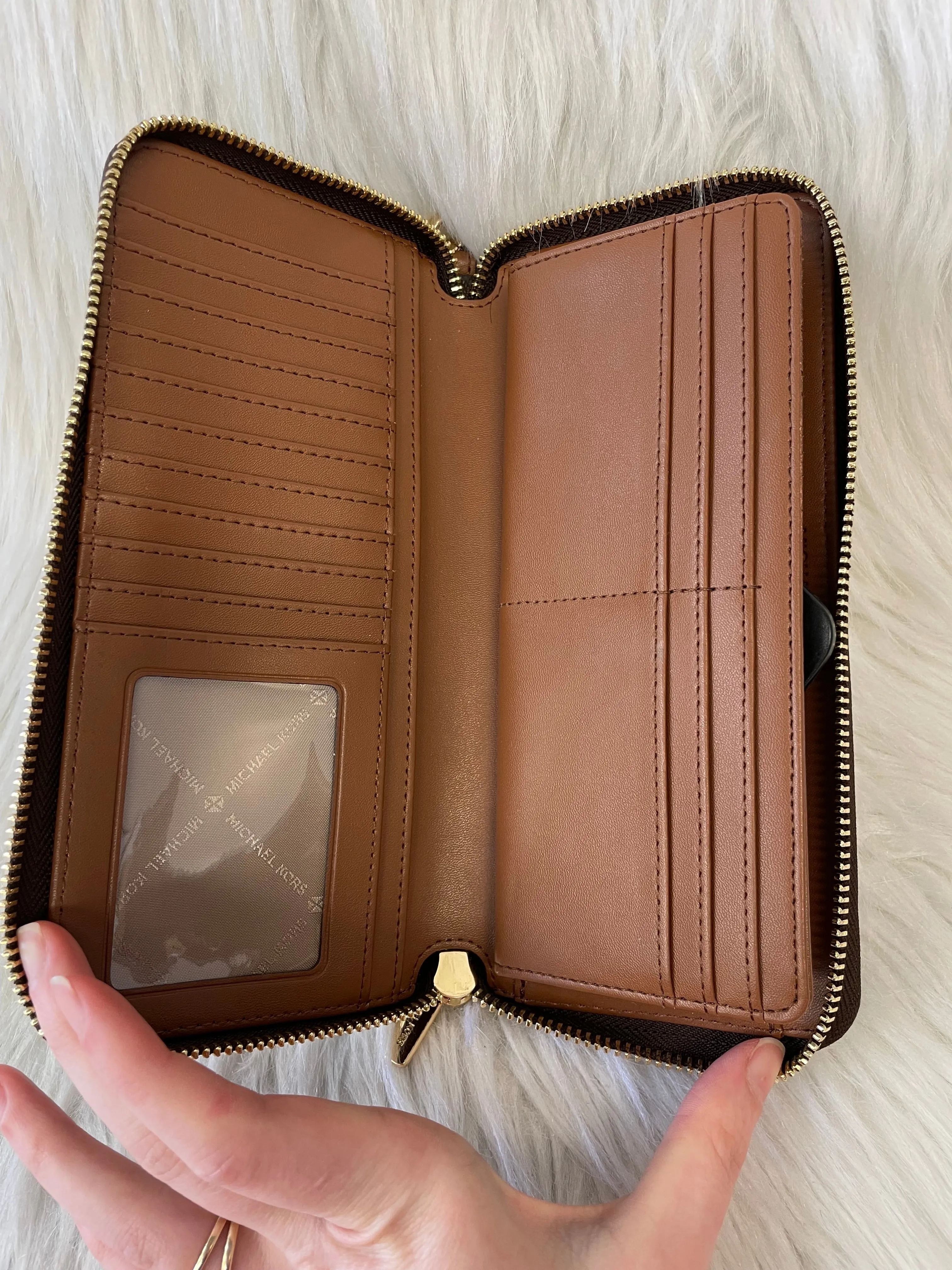 Michael Kors Bags Wallet Designer By Michael Kors, Size: Large